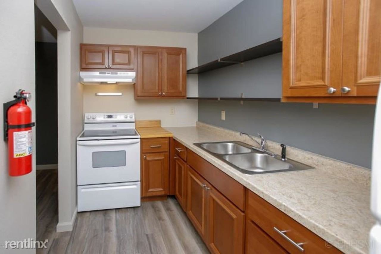 Kedron Ridge Apartments (ABK Property LLC) - Photo 2 of 5