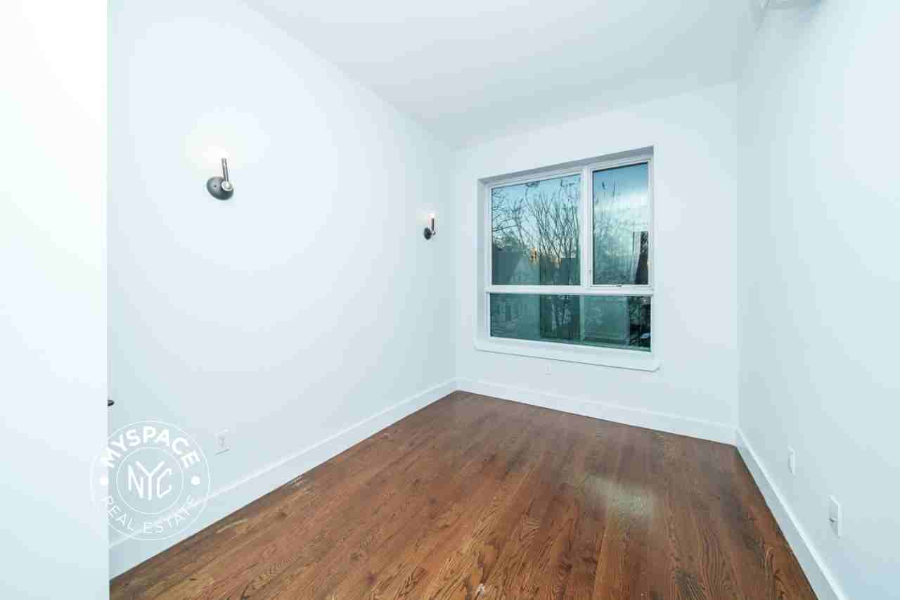 1605 New York Ave #3B - Photo 4 of 11