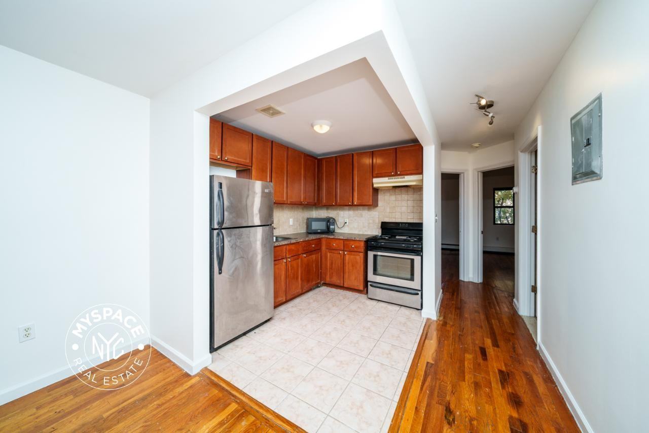 99 Stockton St #2 - Photo 2 of 15