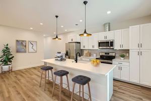 featured image of 10795 Bloomfield Cir