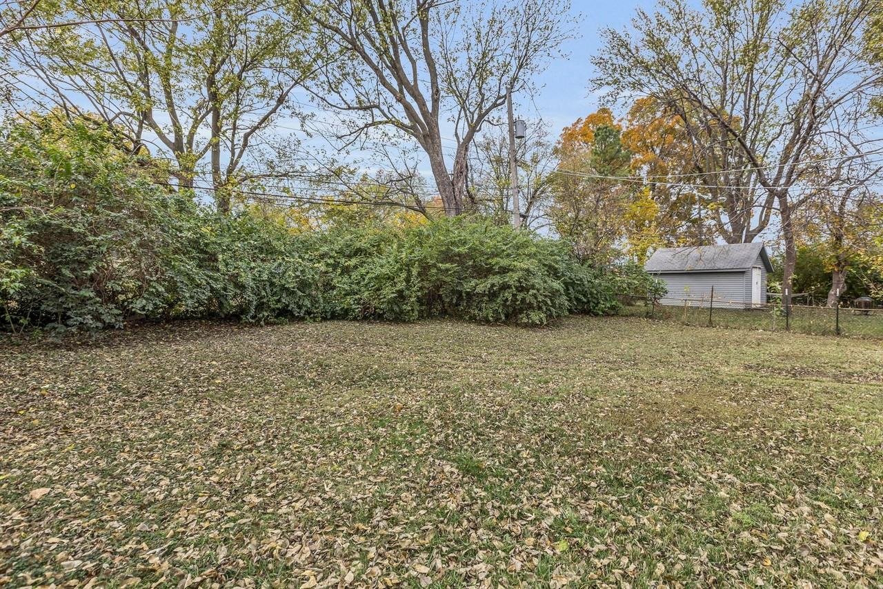 8804 Manchester Ave - Photo 2 of 25