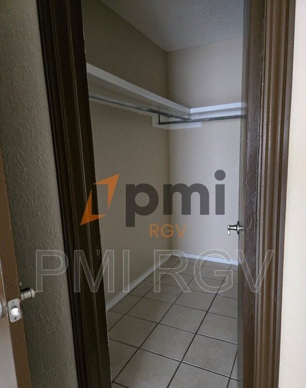 2912 N 29th Ln #1 - Photo 5 of 16