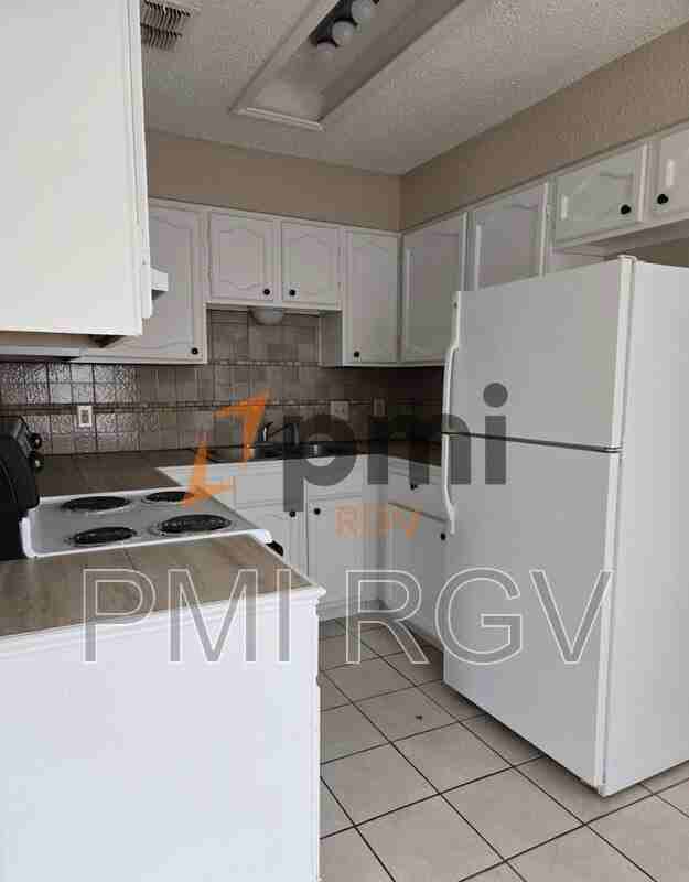 2912 N 29th Ln #1 - Photo 6 of 16