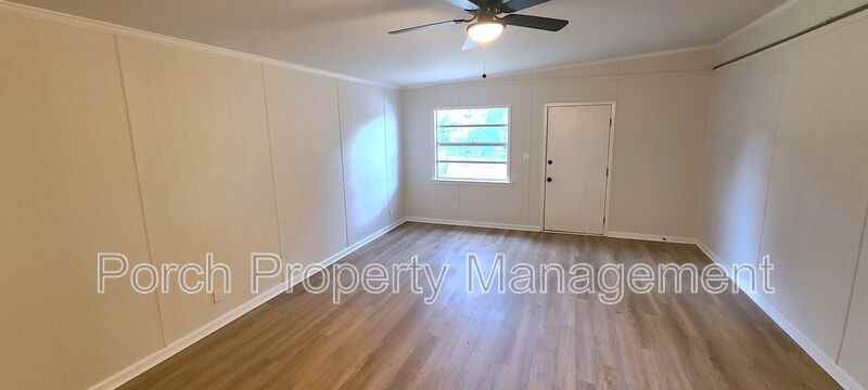 7210 North Palafox Street - Photo 3 of 9