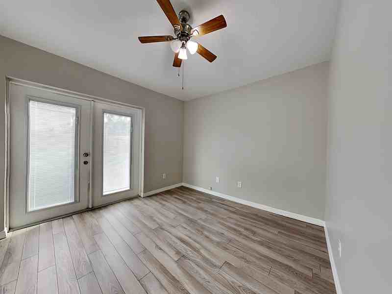 12725 Adventure Dr - Photo 7 of 16