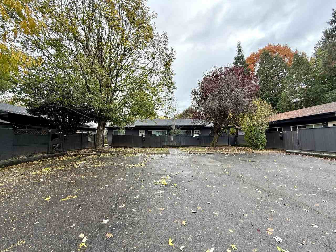 4624 Se 29th Ave - Photo 2 of 11