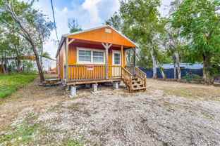 427 Pennsylvania St - Photo 1 of 1