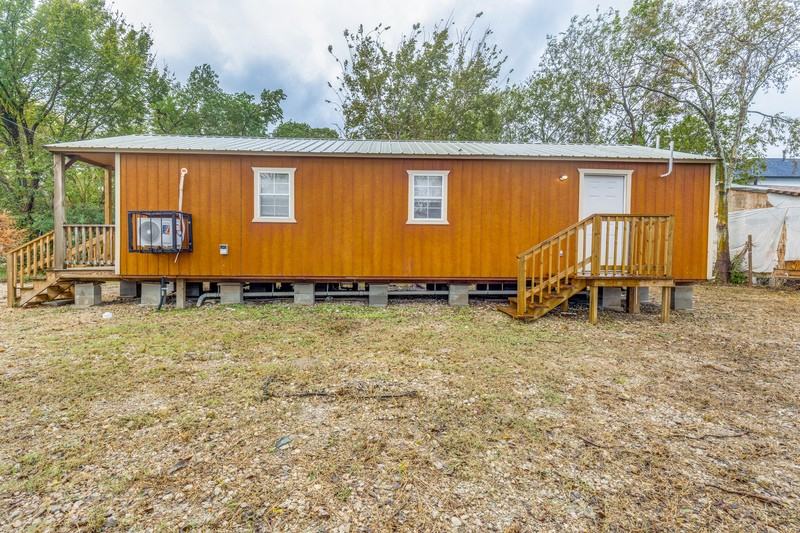 427 Pennsylvania Street - Photo 3 of 15