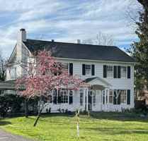 featured image of 704 Timber Ln