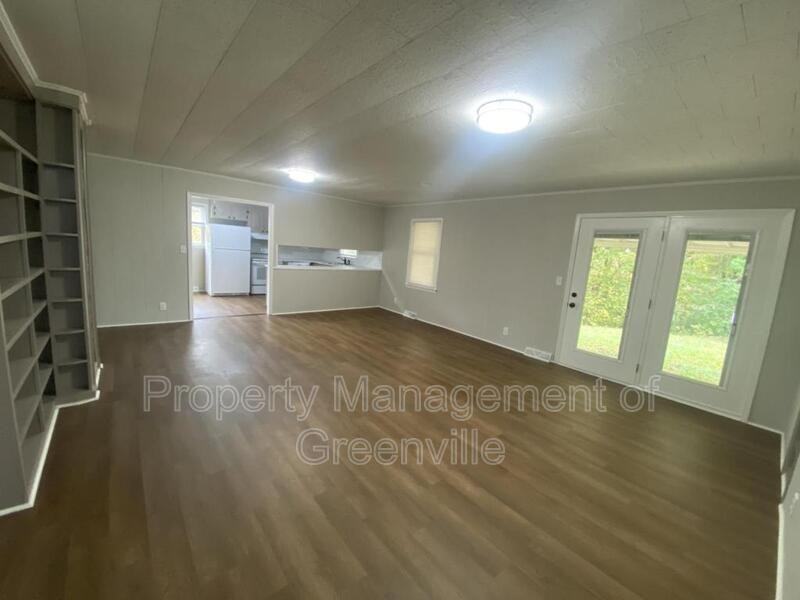 549 State Rd S - Photo 5 of 19