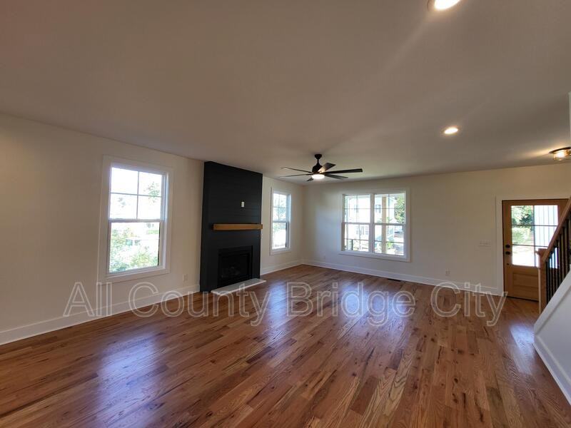 3 Martin Row - Photo 4 of 29