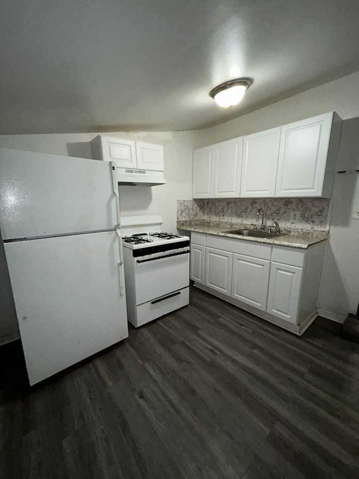 25 Passaic St - Photo 3 of 16