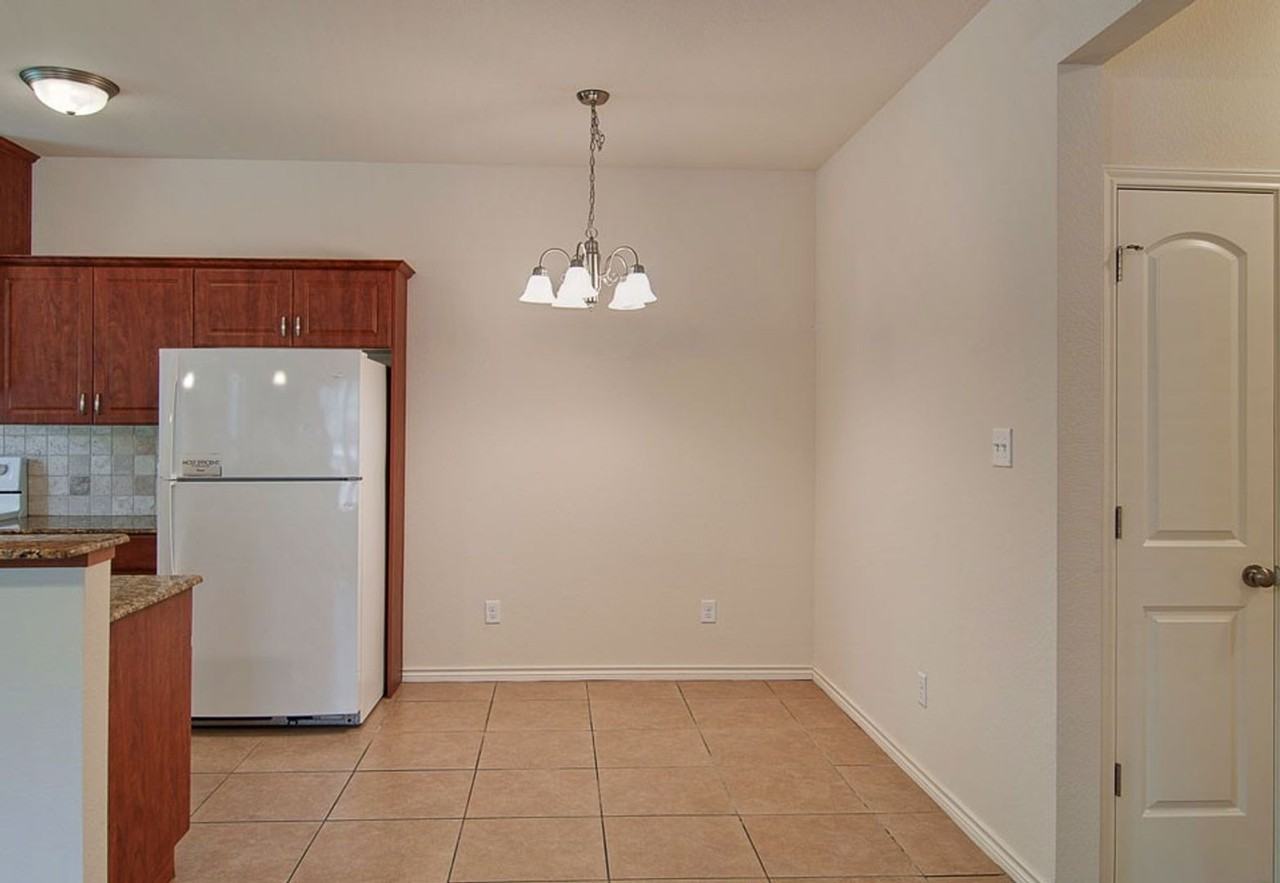 4456 Reveille Rd - Photo 7 of 20