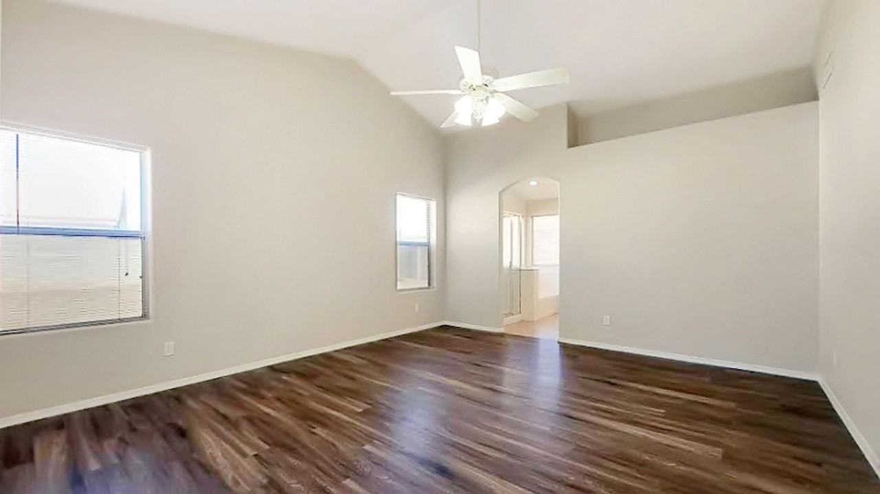 13132 W Sheridan St - Photo 6 of 35