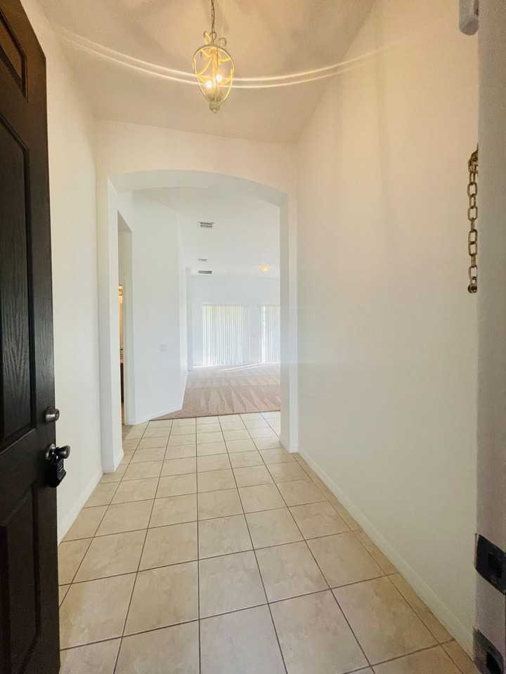 3847 Golden Knot Dr - Photo 4 of 29