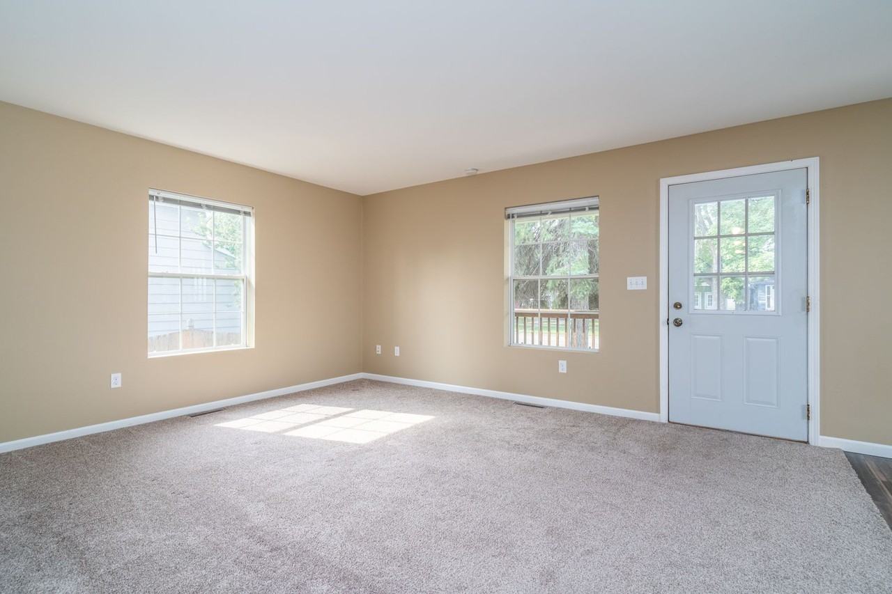 418 N 4th St - Photo 6 of 32