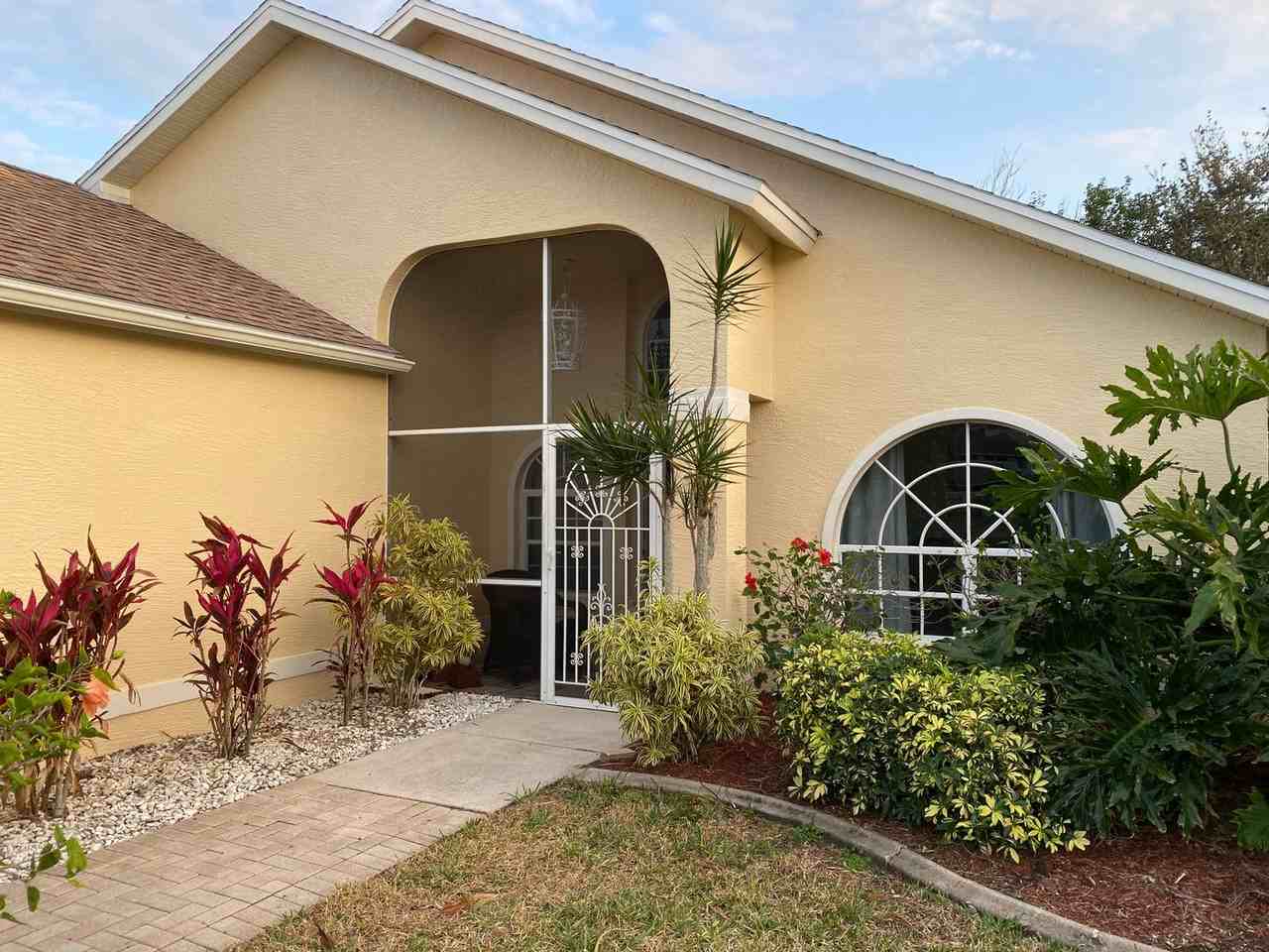 9096 Palm Island Circle