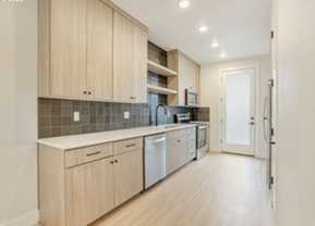 L0553 - Photo 1 of 1