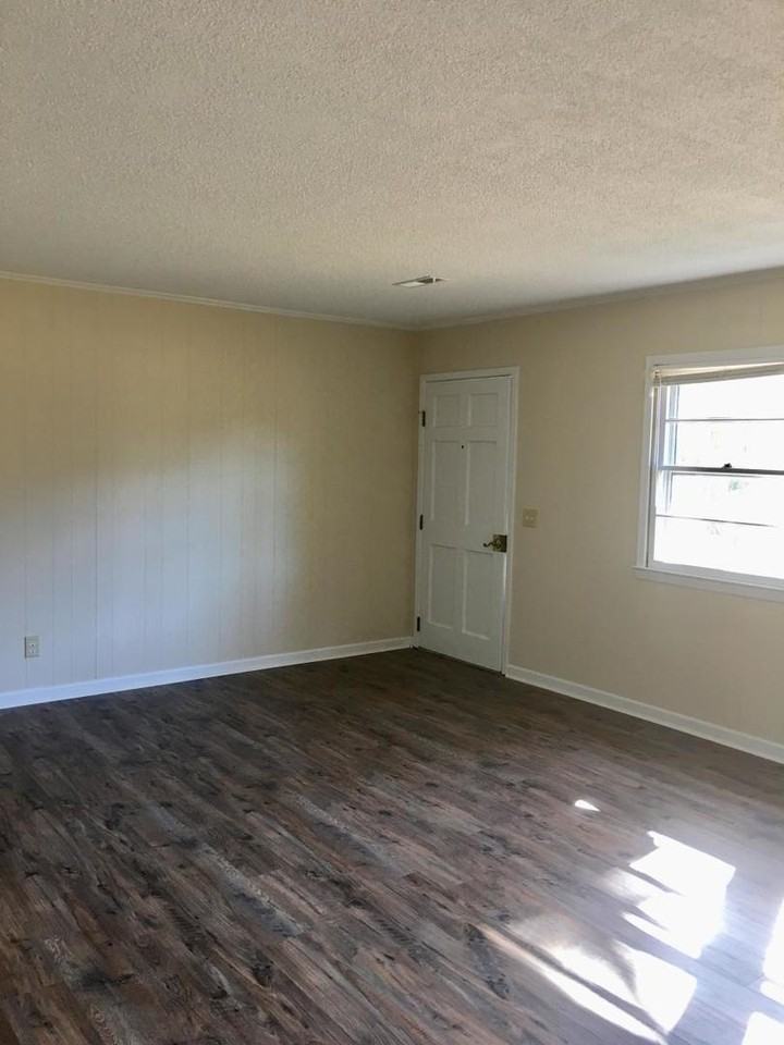 2026A N Kerr Ave - Photo 3 of 24
