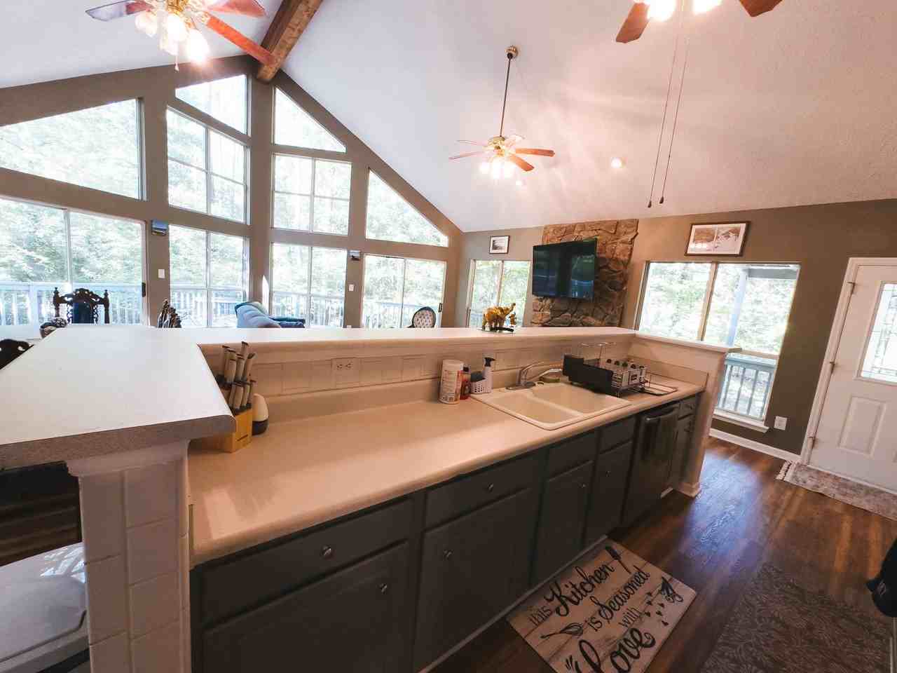 1177 Pine Drive - Photo 2 of 25