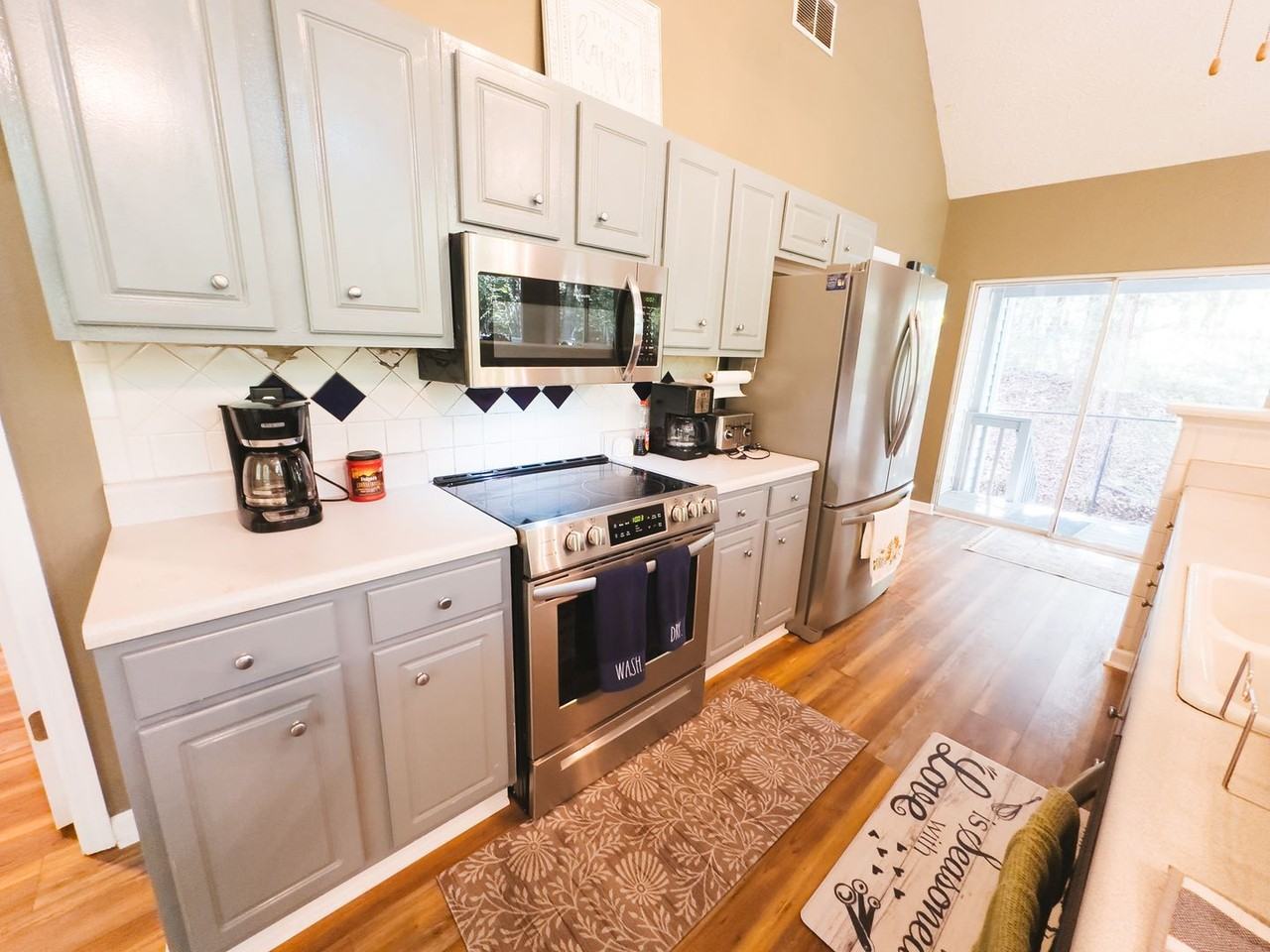 1177 Pine Drive - Photo 5 of 25