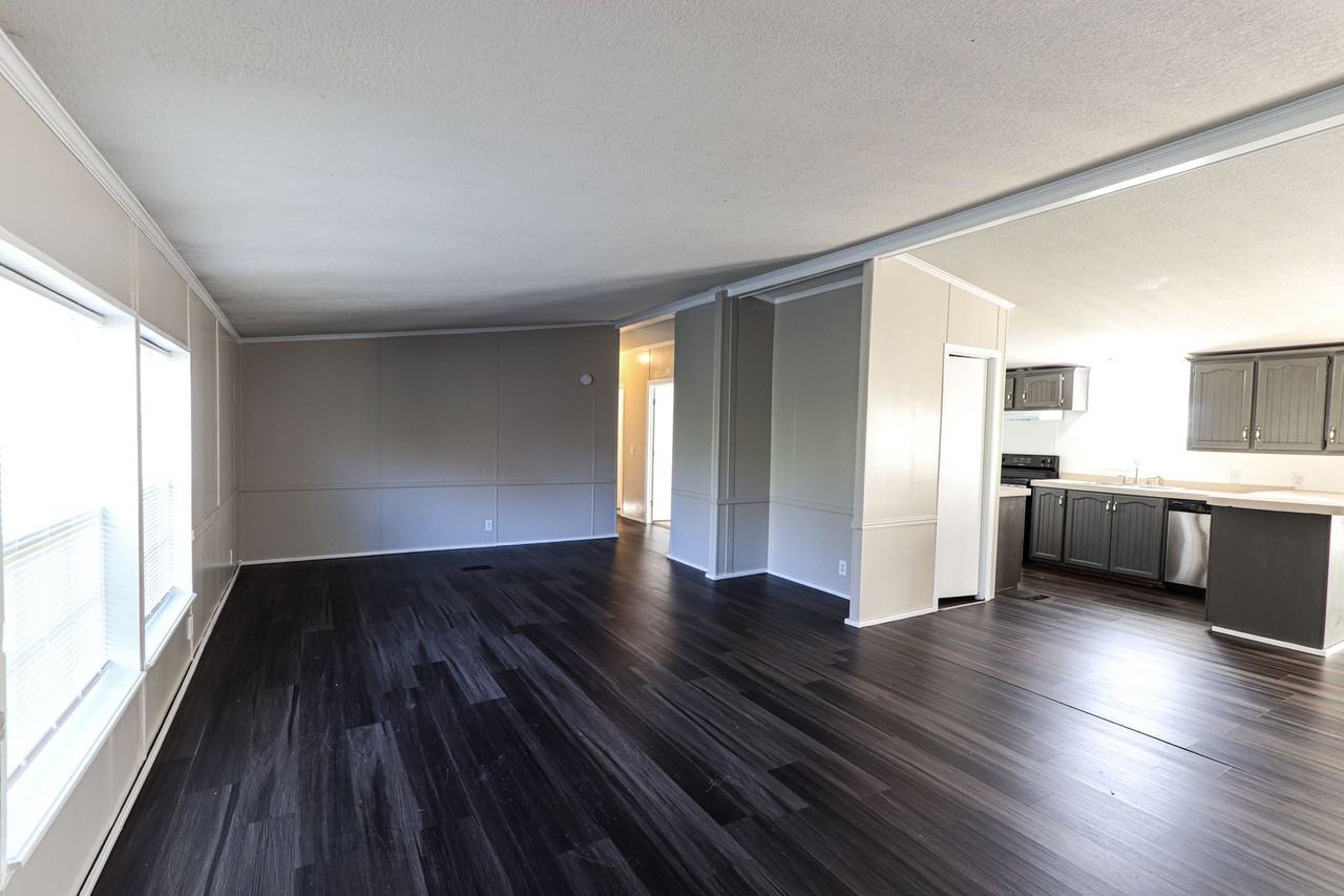 9666 Old State Route 57 W - Photo 3 of 17