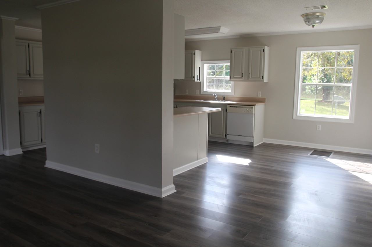 Irene Lane 4123 - Photo 2 of 9