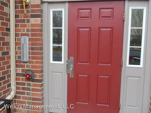 9816 Lake Point Ct #203 - Photo 3 of 28