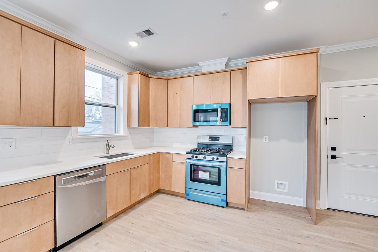 158 Durham Avenue - Photo 2 of 37