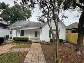 1914 Ross Ave - Photo 1 of 1