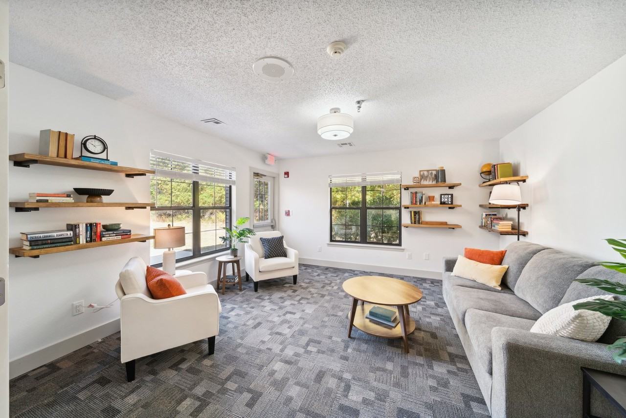 1516 Har-Ber Road - Photo 7 of 50