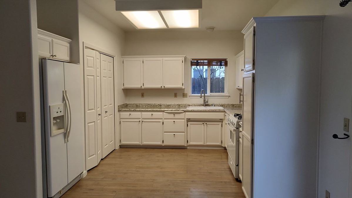 7252 Parriza Ct - Photo 5 of 11