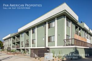 featured image of 2430 N Naomi St