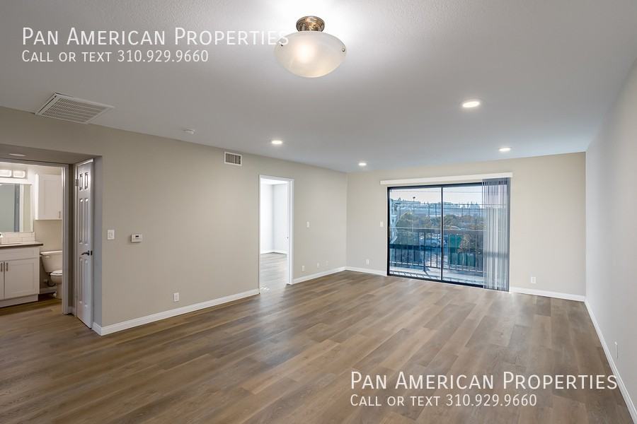 Altair - Photo 4 of 45