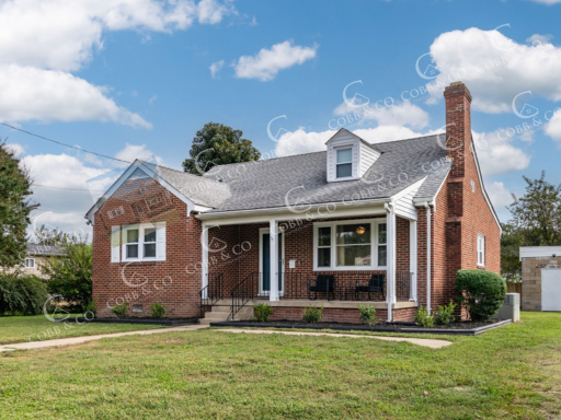 703 Colonial Ave - Photo 3 of 43