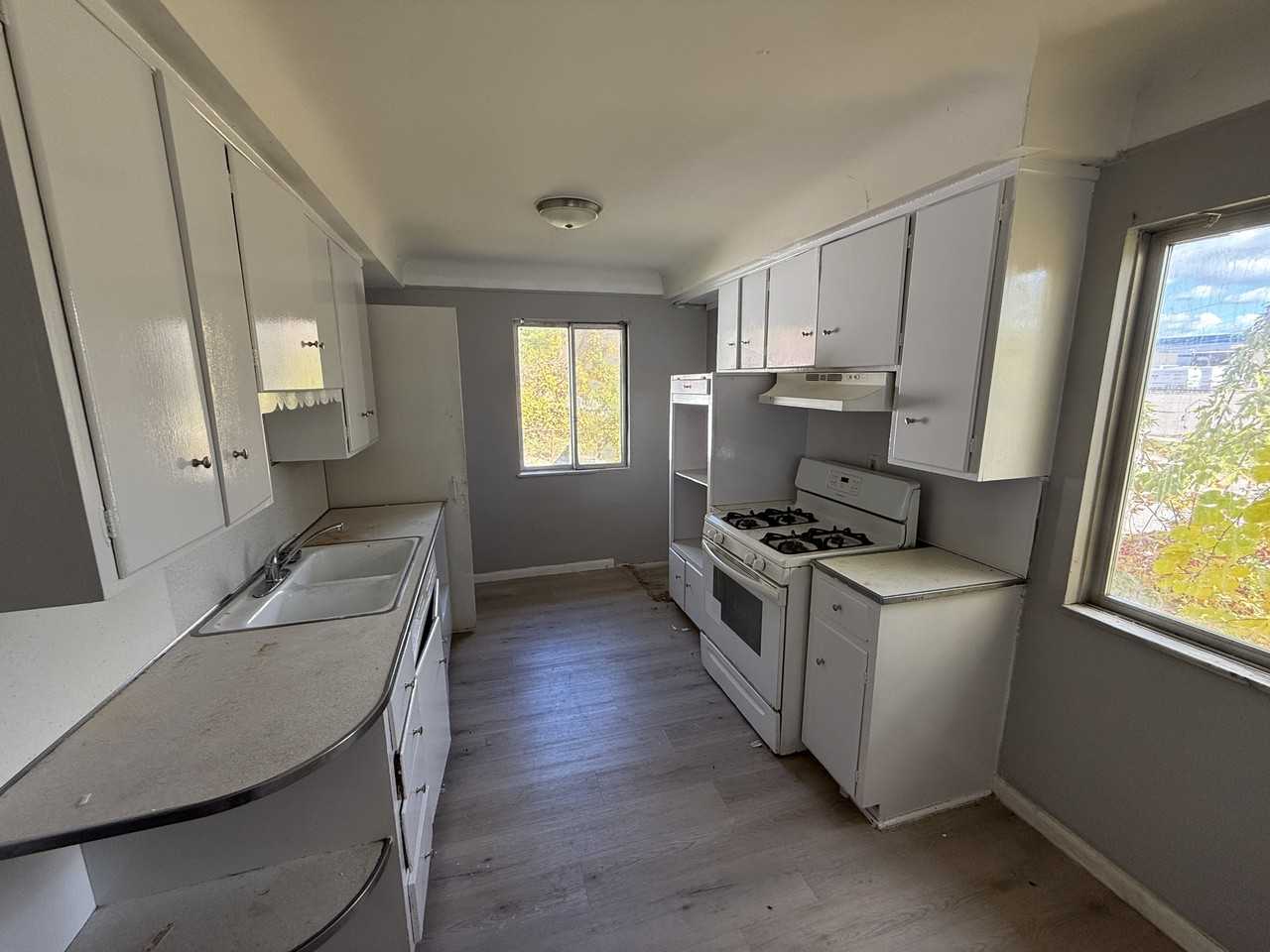 8525 Rivard Ave #NA - Photo 2 of 7