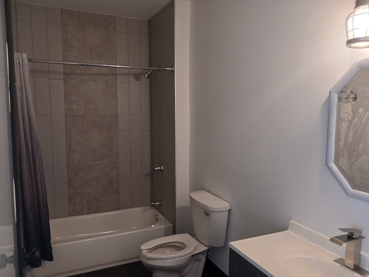 11 N School St - Photo 5 of 7