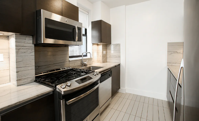 12 Gramercy Park S #5C - Photo 4 of 10