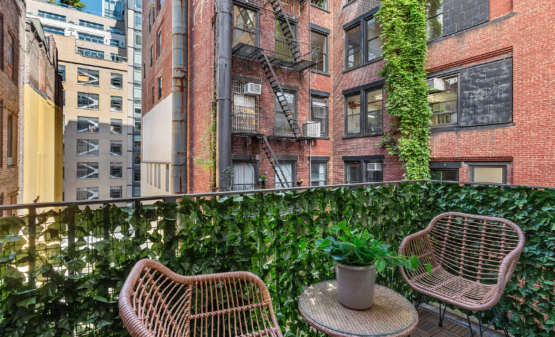 21 W 19th St #3 - Photo 7 of 7