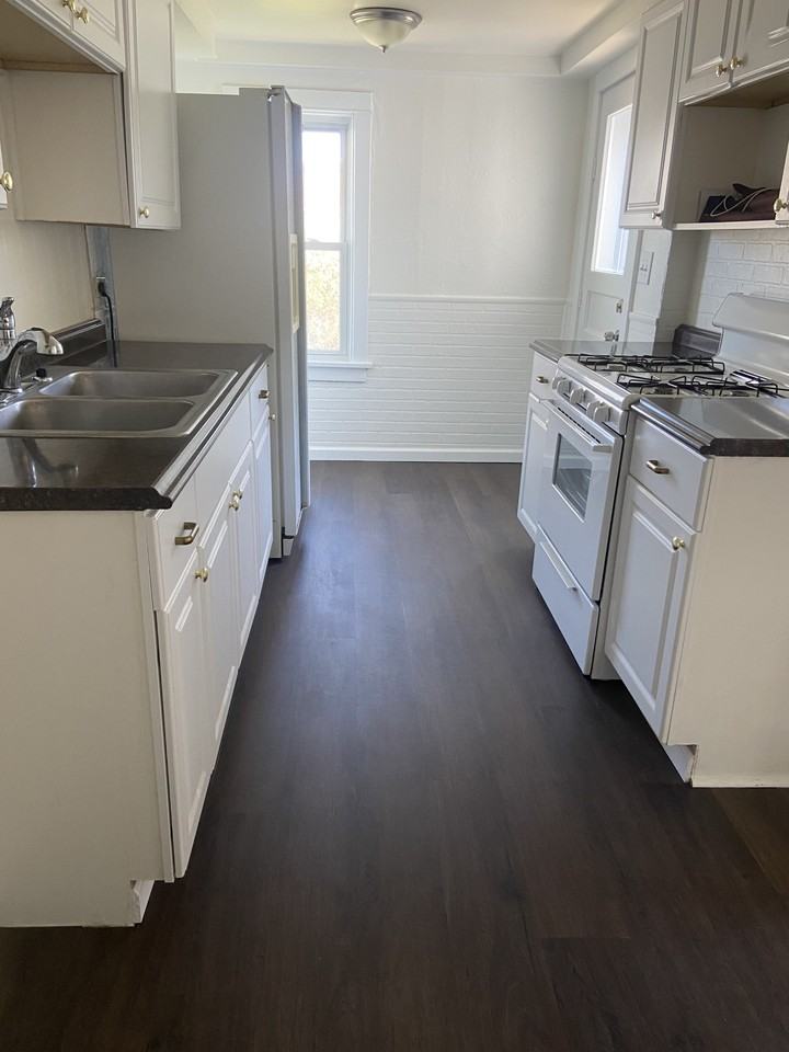 1511 Parker Dr #NA - Photo 3 of 7