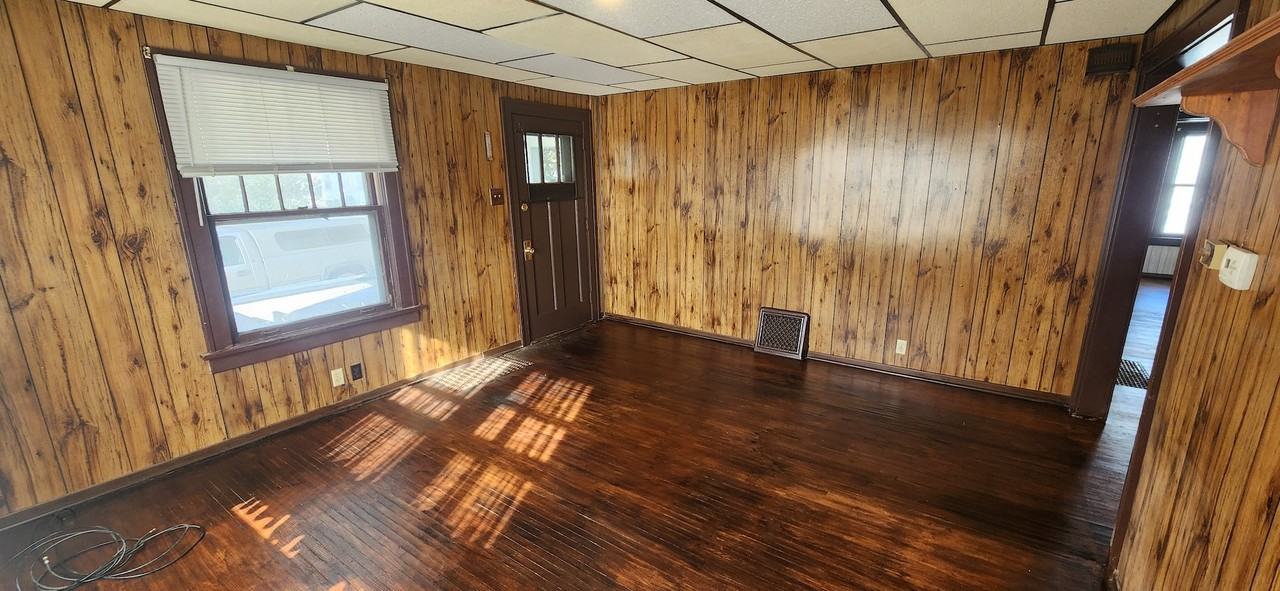 1017 N Gilbert St #NA - Photo 2 of 15