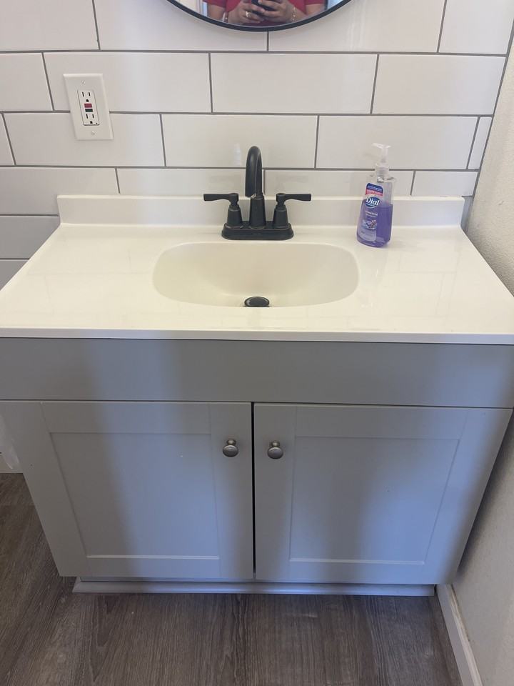 356 N Broadway #NA - Photo 3 of 7