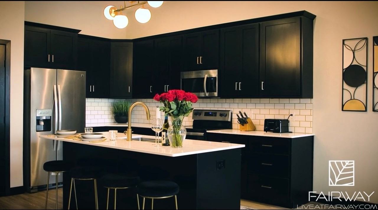 Fairway - Photo 2 of 50