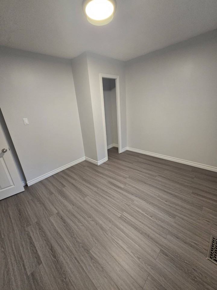 1039 Bancroft Drive #2 - Photo 5 of 16