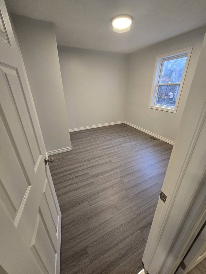 1039 Bancroft Drive #2 - Photo 6 of 16