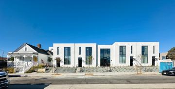 featured image of 2646 Newton Avenue