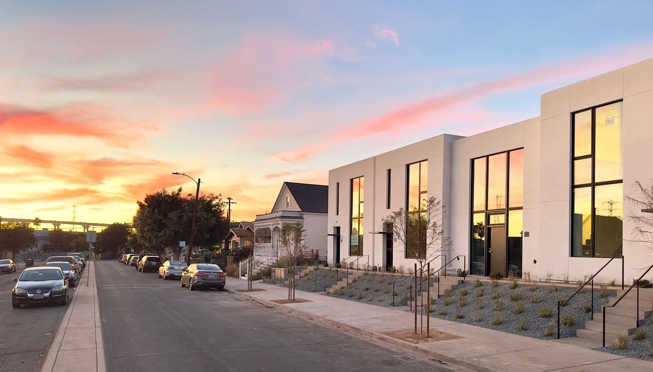 The Newton - Photo 5 of 5