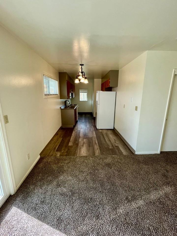 516 Nw Bailey Ave #11 - Photo 5 of 17