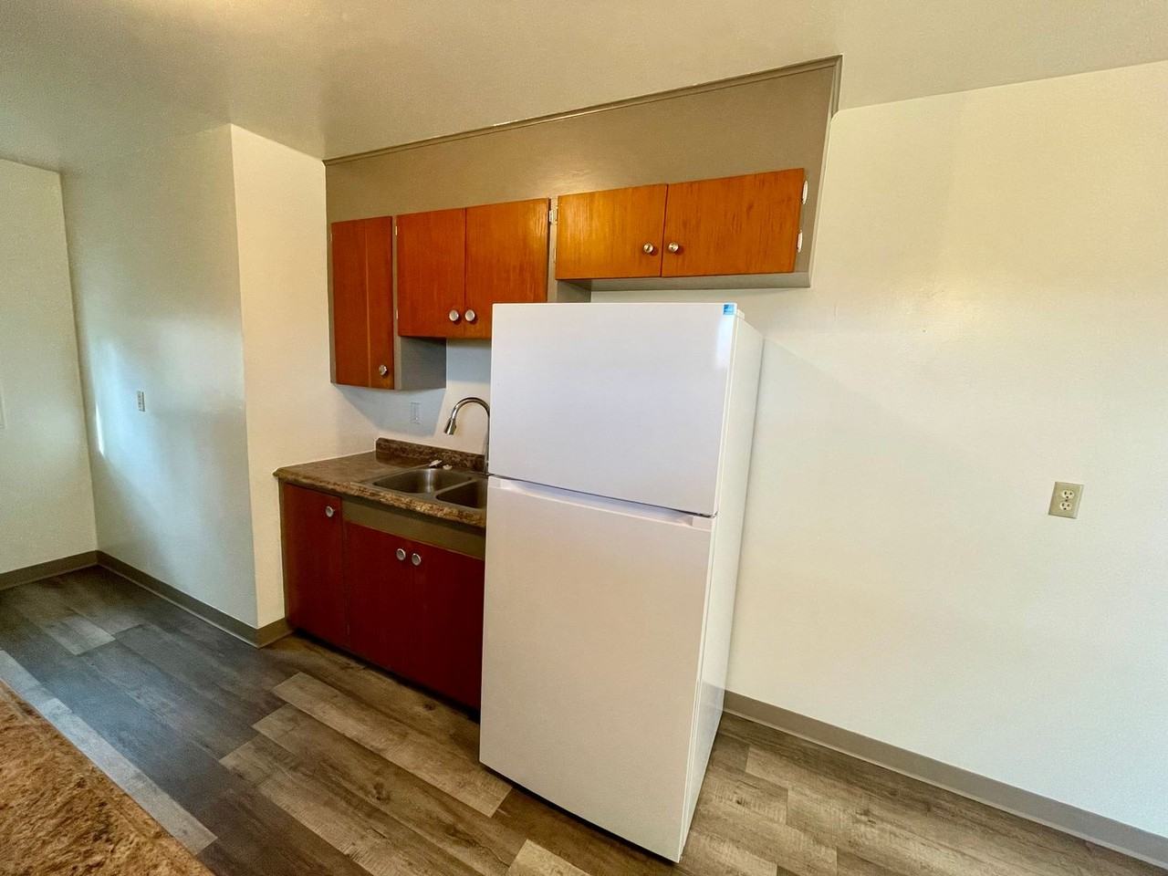 516 Nw Bailey Ave #11 - Photo 7 of 17