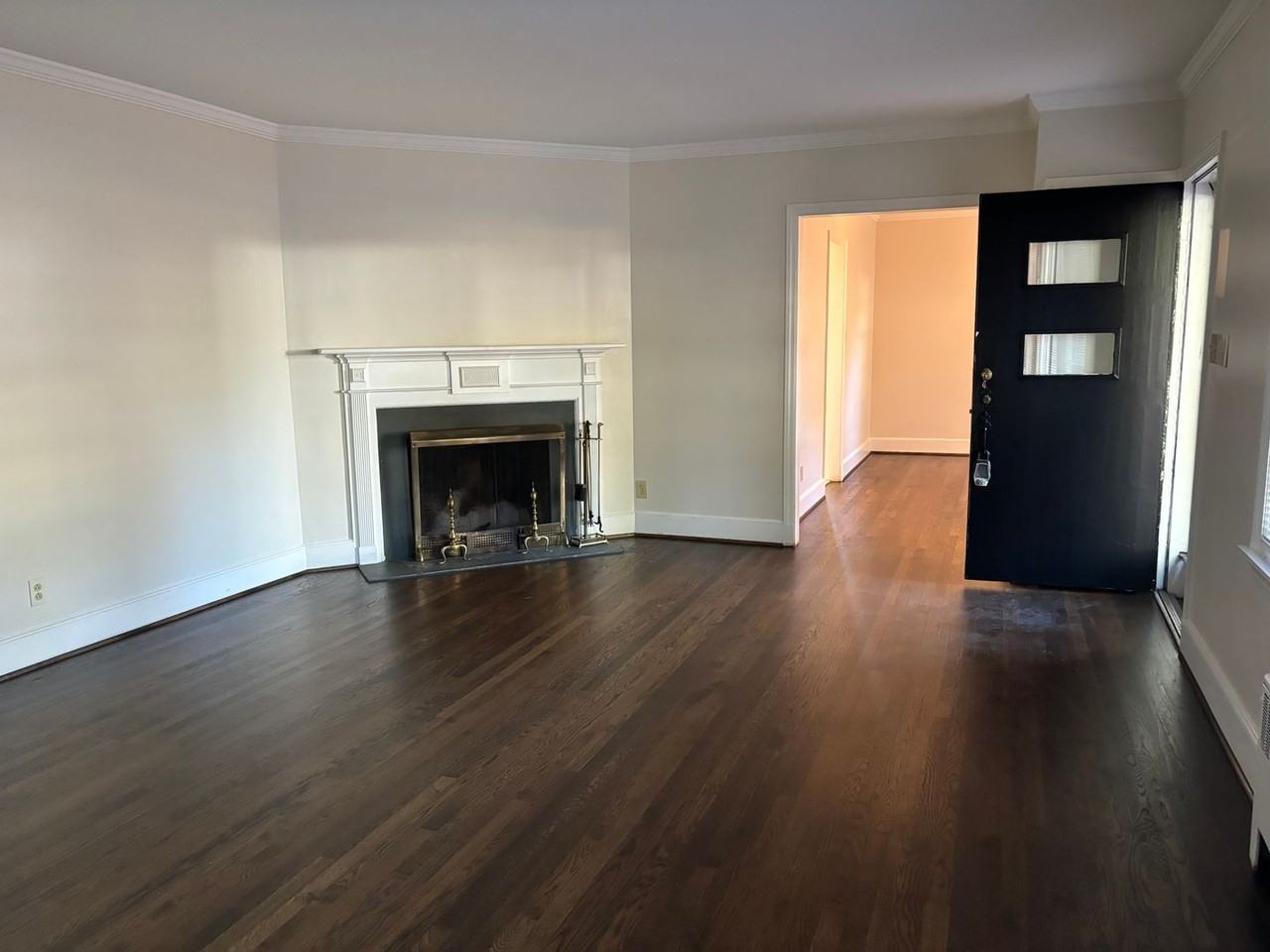 4826 Starmount Dr - Photo 3 of 23